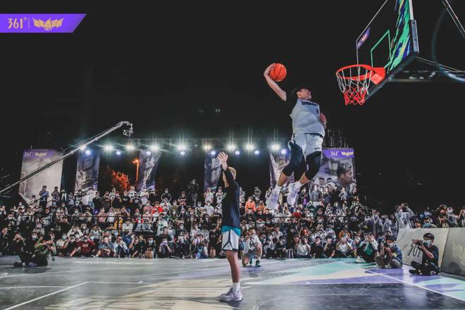 撞上水瓶星的智能AI卡01